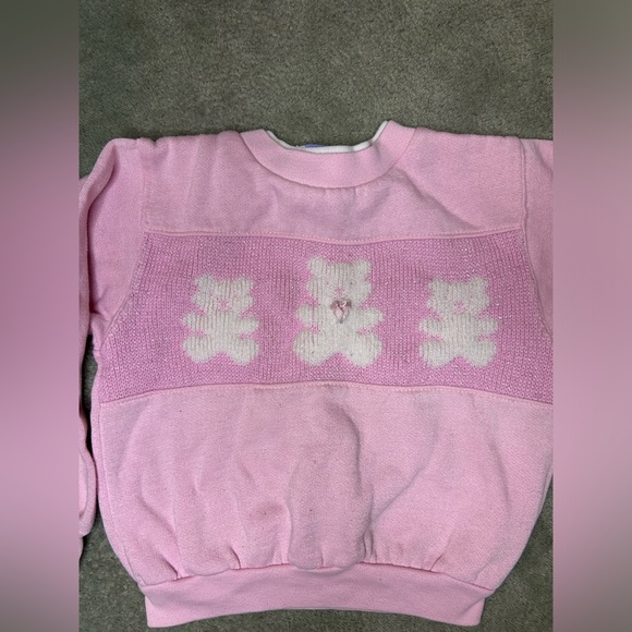 Vintage pink bear sweater in excellent condition! Tag size 6, fits more like 4t - Picture 3 of 5